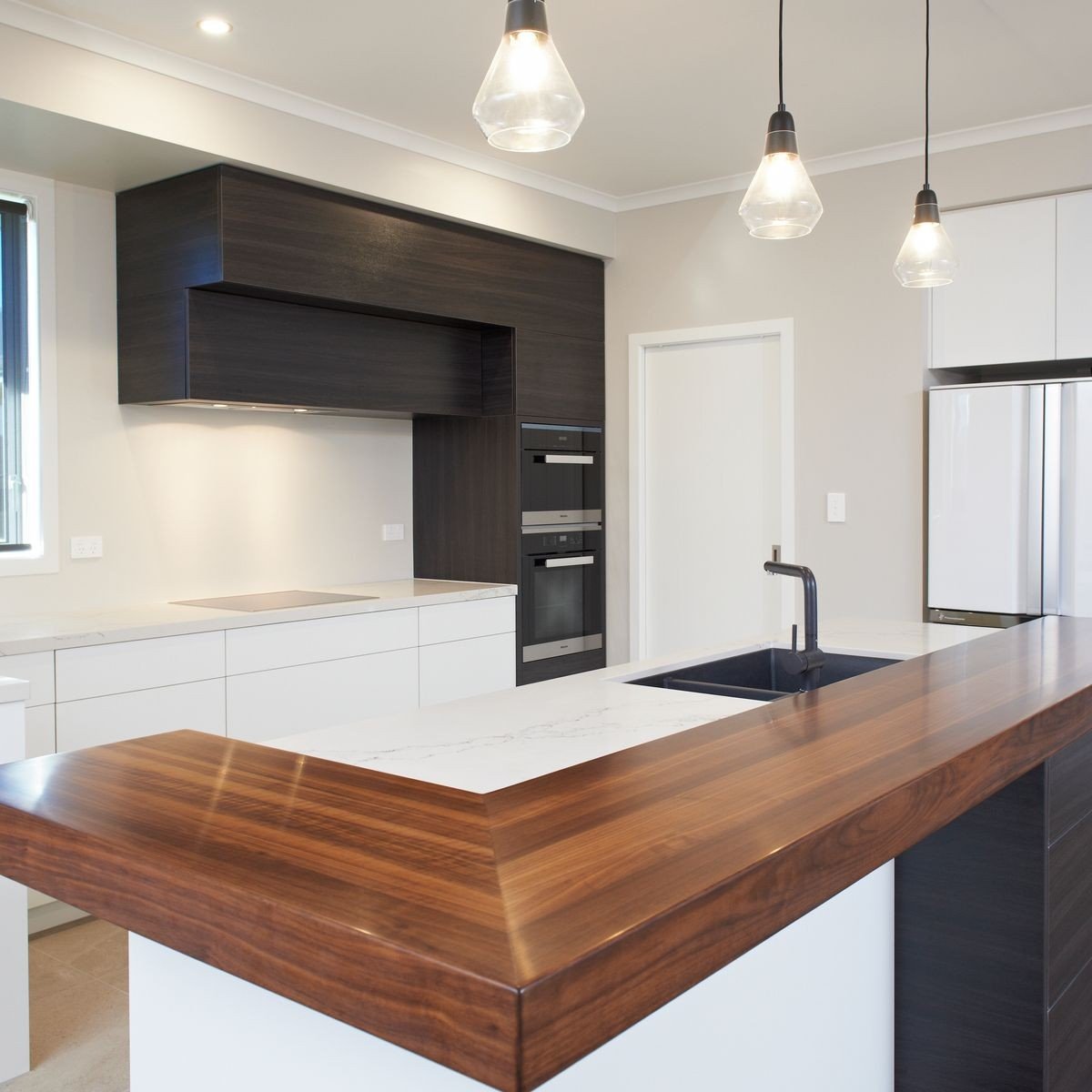 Sussexhurst Woodworks timber benchtop and kitchen finishes